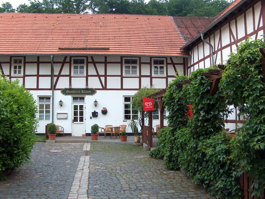 Landhotel & Restaurant Gutsherrn-Klause Dankerode  Eksteriør billede